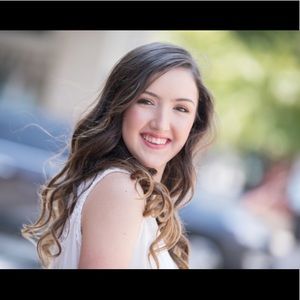 Meet your Posher, Grace